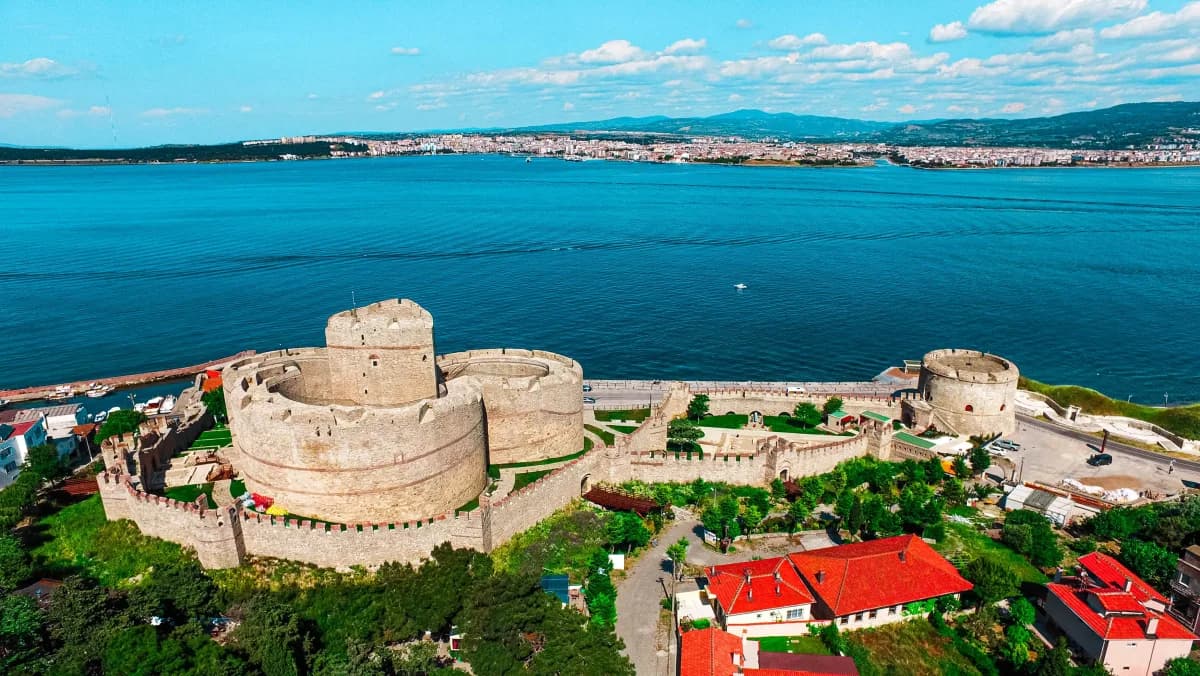 Denizin Kilidi: Kilitbahir Kalesi ve Tarihi Kökleri